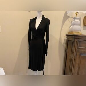 DIANE von FURSTENBERG size 4 black dress.